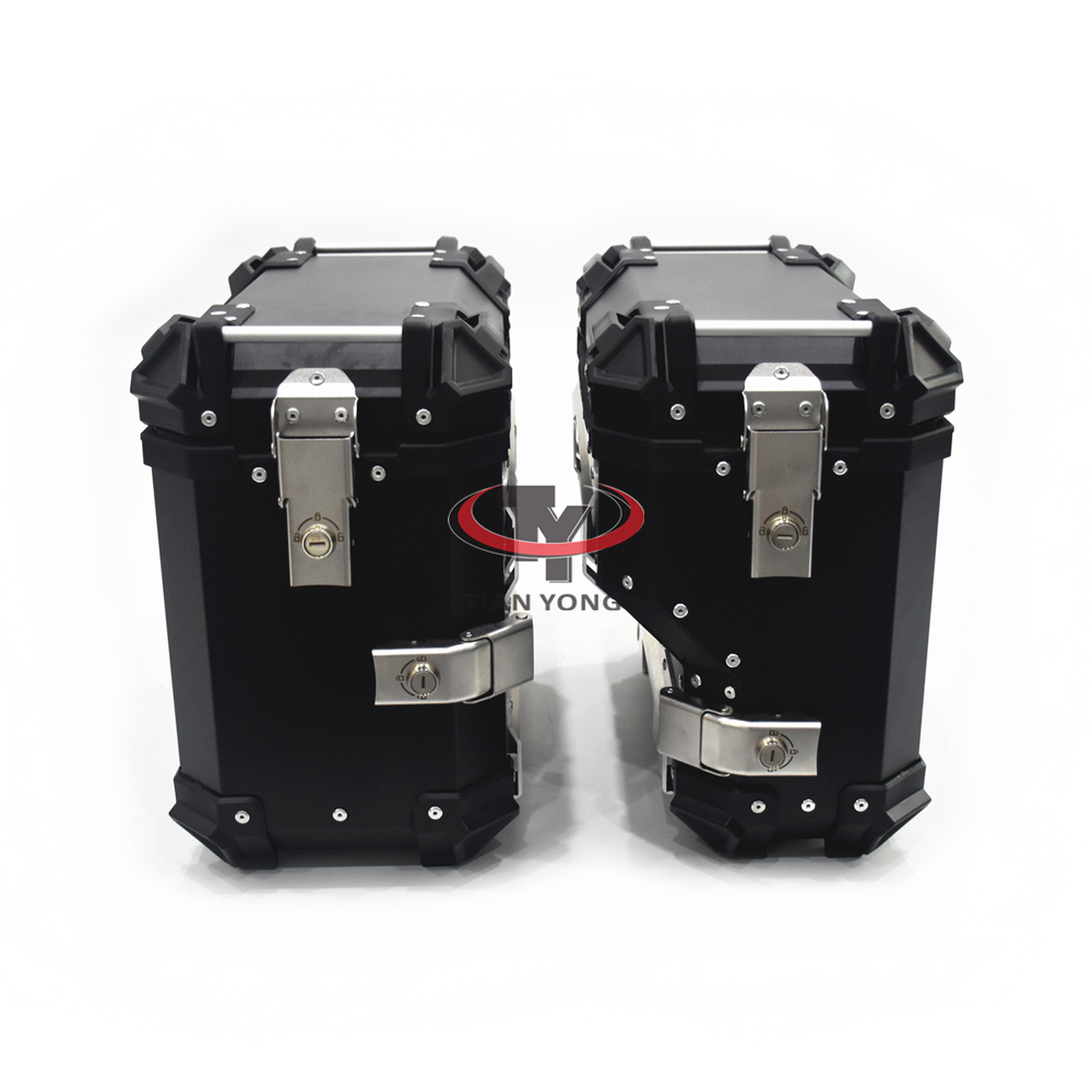 Panniers Waterproof Rear - สำหรับ Benelli TRK trk502X 502X ท้ายรถมอเตอร์ไซค์กระเป๋าเดินทางข้างกระโปรงท้ายกล่องด้านหลังหมวกกันน็อค